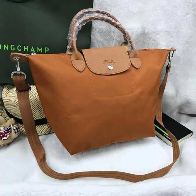 Tan 2025 longchamp bag