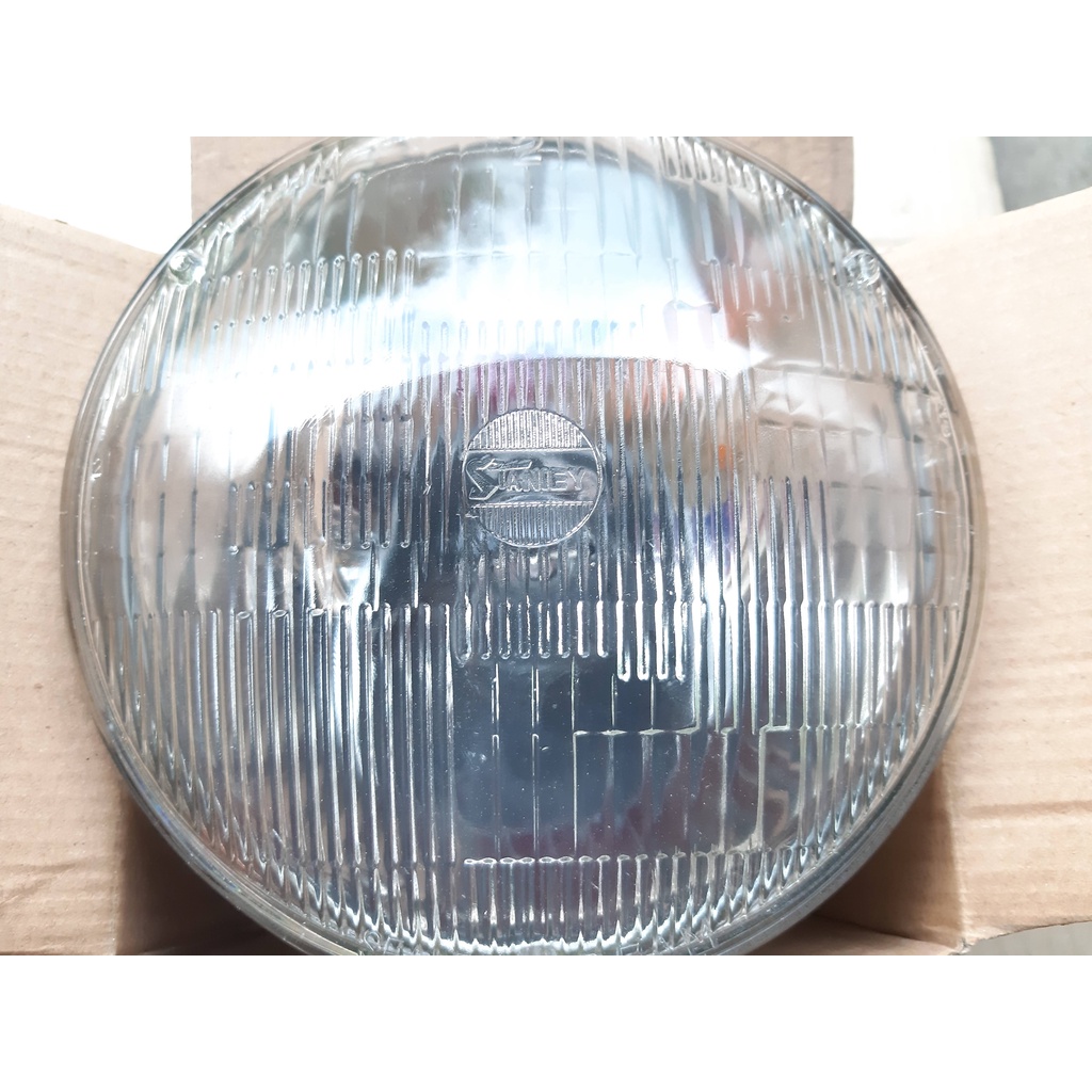 1 pc Red box Sealed Beam Round or Square 2T 3T 12v 24v 6052 6014 6024 ...