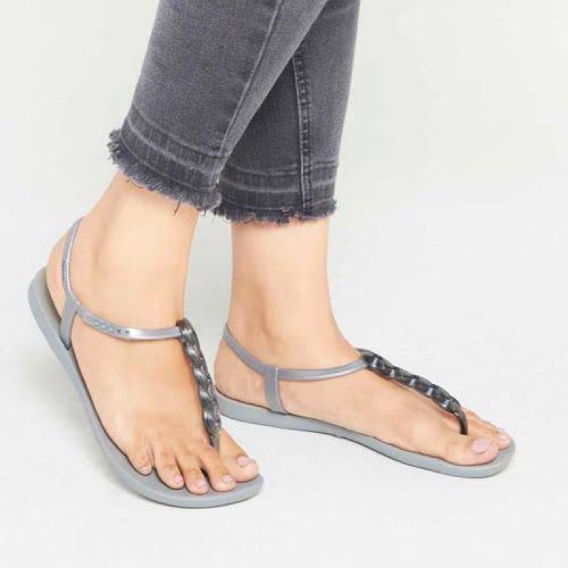 IPANEMA CHARM VI SAND FEM IN GREY SILVER Shopee Philippines