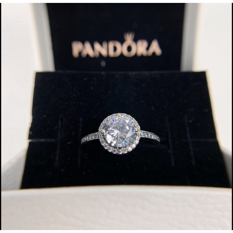 Sparkle halo deals ring pandora