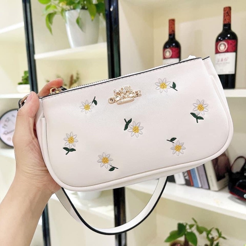 Coach bag best sale white with flowers