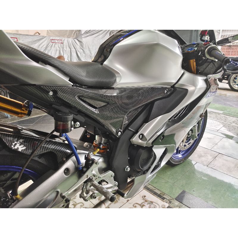 Original Yamaha R15M Connected V4 Carbon Body Battery Cover | Shopee ...