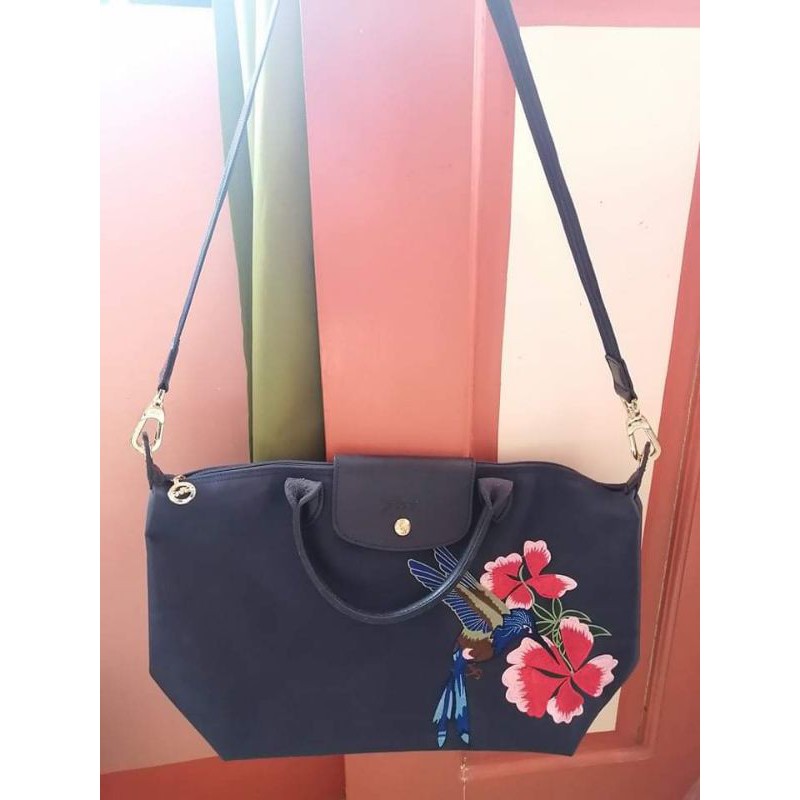 Longchamp hot sale bag design