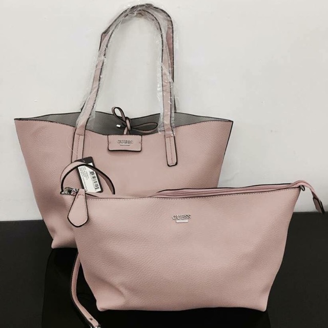 Guess bobbi reversible outlet shopper