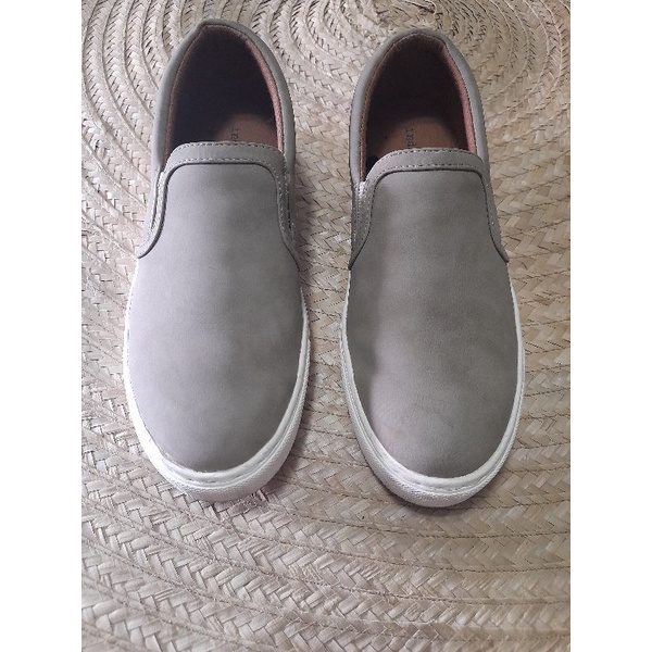 Indigo Rd. Shoes size 8 Shopee Philippines