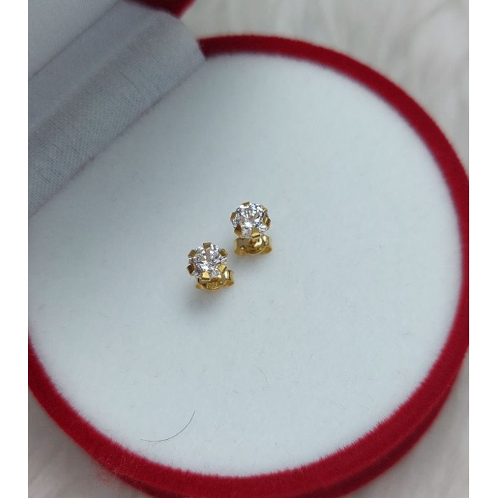 PAWNABLE 18k Saudi gold lightweight earrings Russian stone | Shopee ...