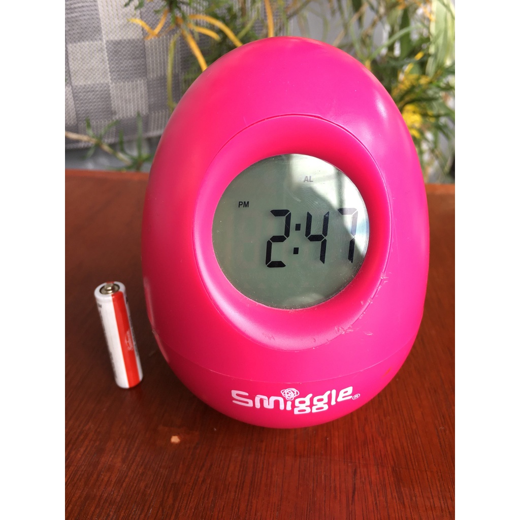 smiggle-egg-shaped-wobble-alarm-clock-shopee-philippines