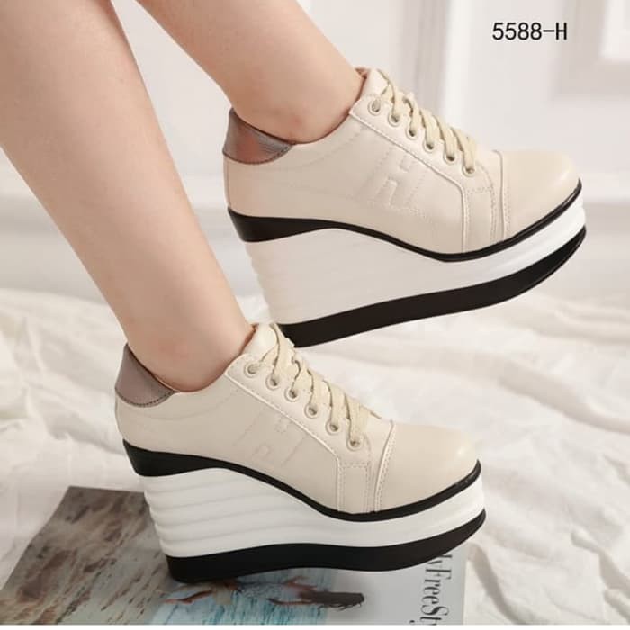 Wedges shopee cheap