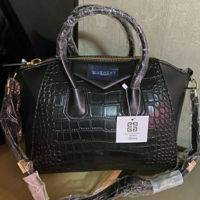 Givenchy snake bag store