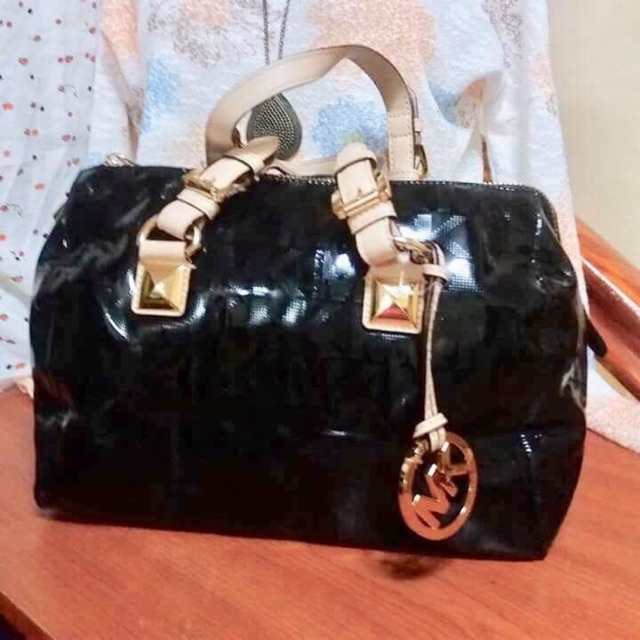 Authentic MICHAEL KORS Doctors Bag sold Shopee Philippines