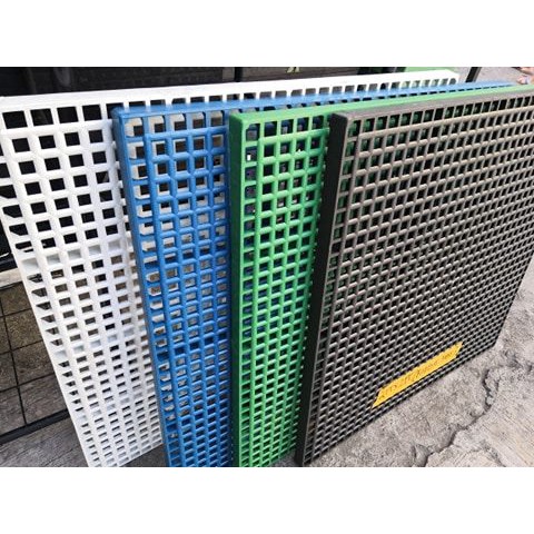 Plastic Matting / Rabbit Matting / 2x2ft Matting / Anti sorehacks ...