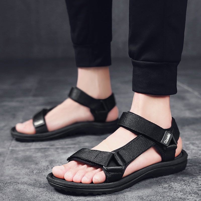 Korean sandals flat ✥SlippersBoutique Korean Fashion Sandals Beach Walker  Slippers For Women And Men