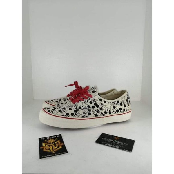 Vans best sale vault mickey