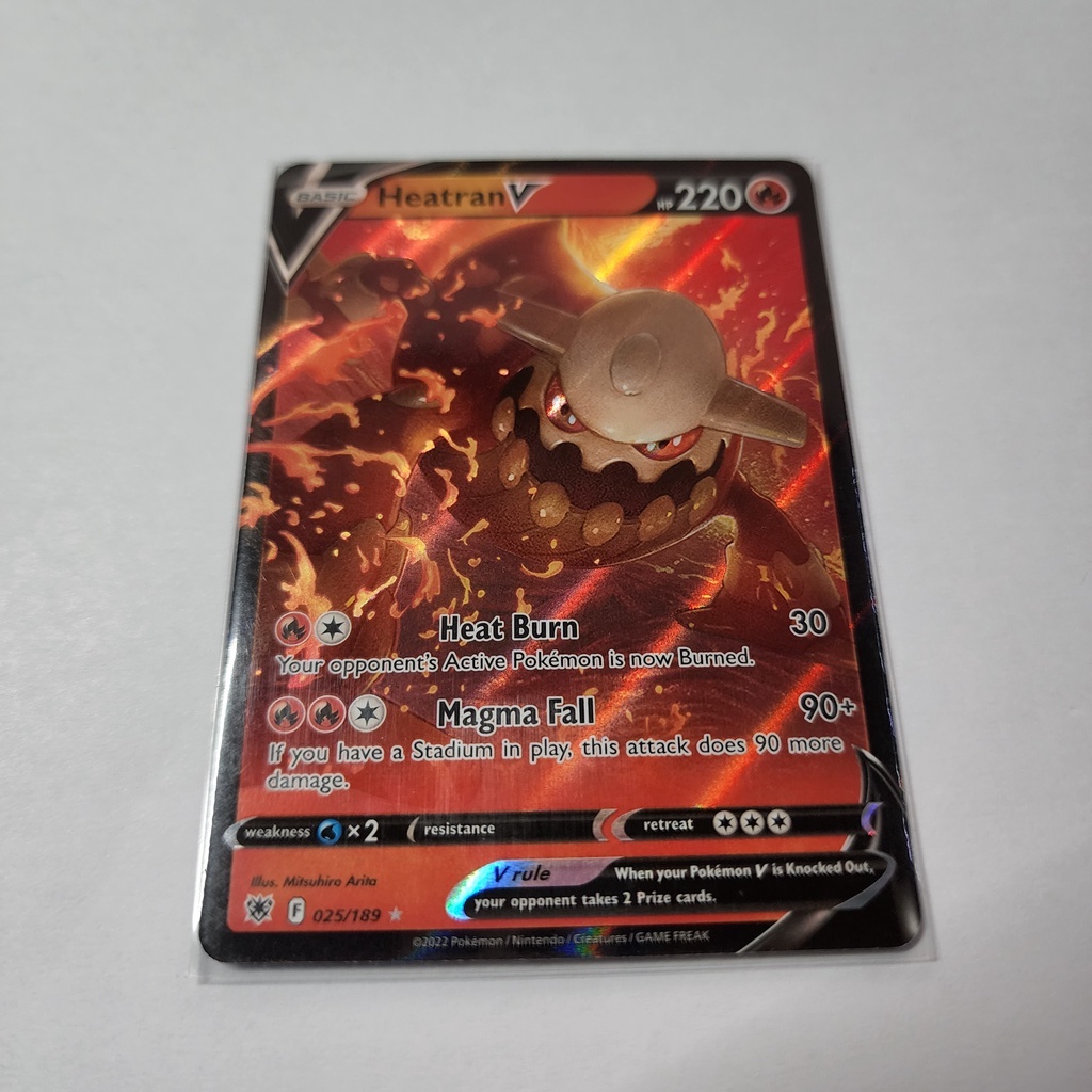 Heatran V - 025 189 - Ultra Rare 