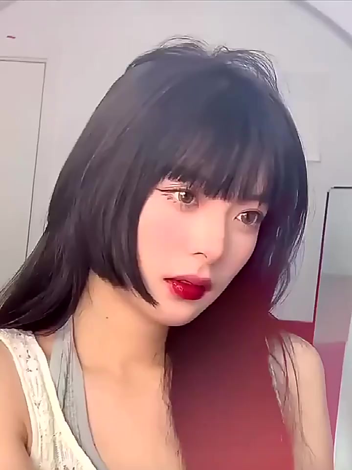 Princess Cut Bangs Cosplay Cute Realistic Hairstyle Triple Cut Aligned ...