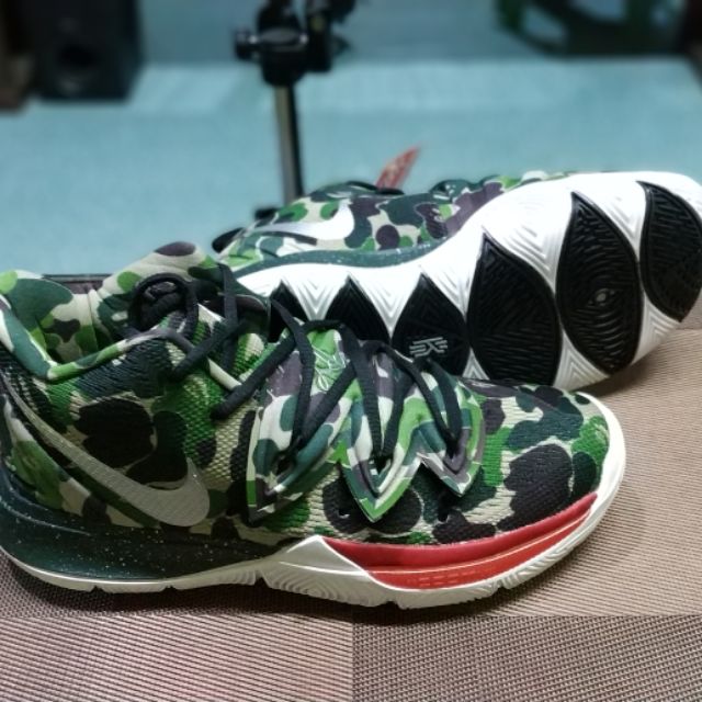 Kyrie camo clearance