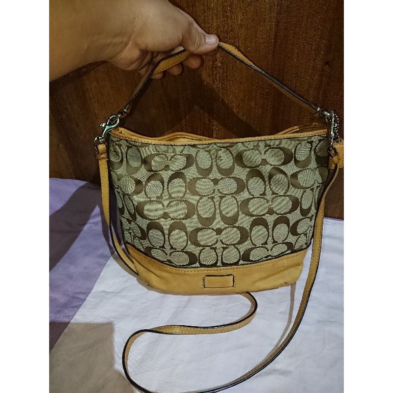 Vintage coach best sale sling bag