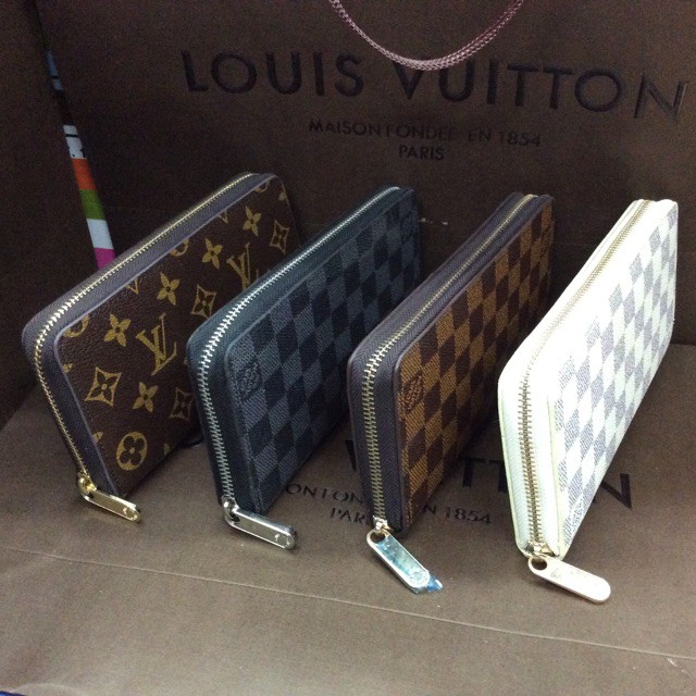 Lv wallet best sale price original