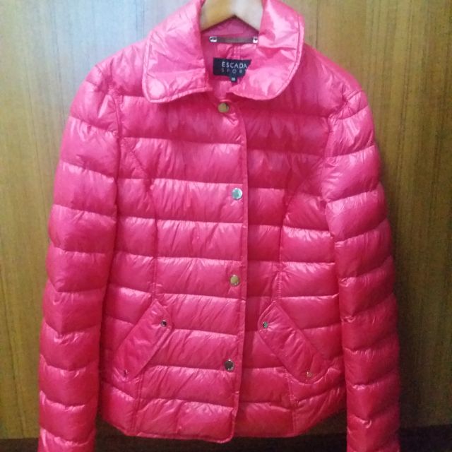 Escada sales pink jacket