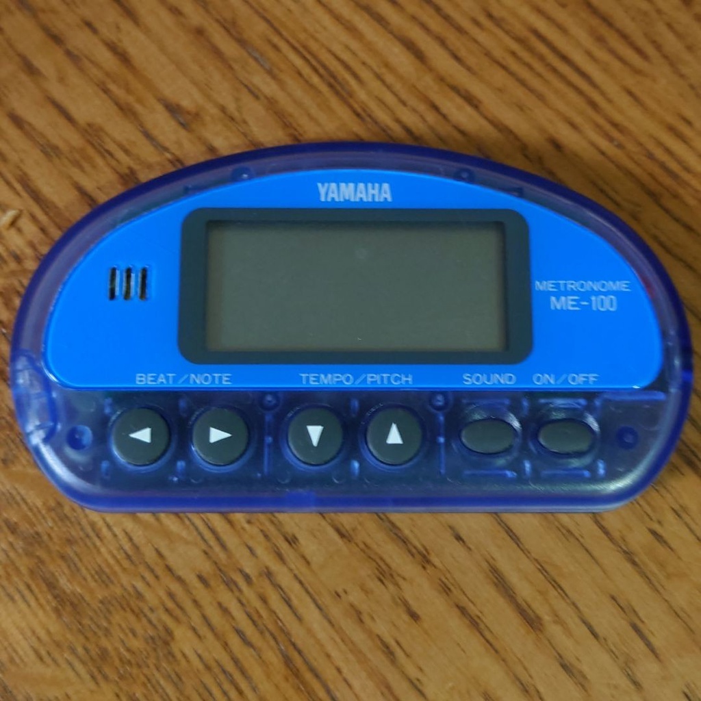 動作確認済み】YAMAHA 取り払っ キューブ型 電子メトロノーム ME-D1