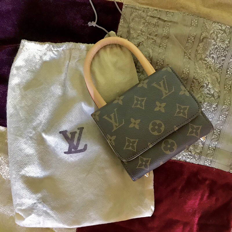 vuitton vintage mini