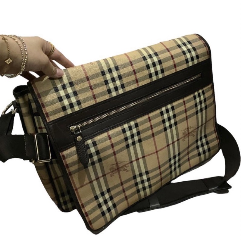 Burberry best sale laptop bag