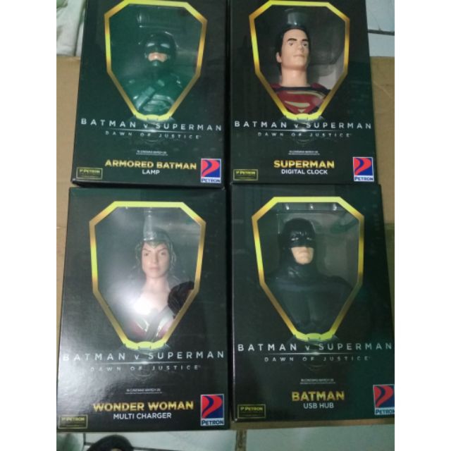 Action Figure Funko Wonder Woman 4 Pollici In Metallo - Batman Vs Superman, Licenza Ufficiale
