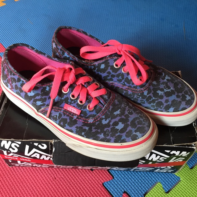 Girls vans size outlet 1