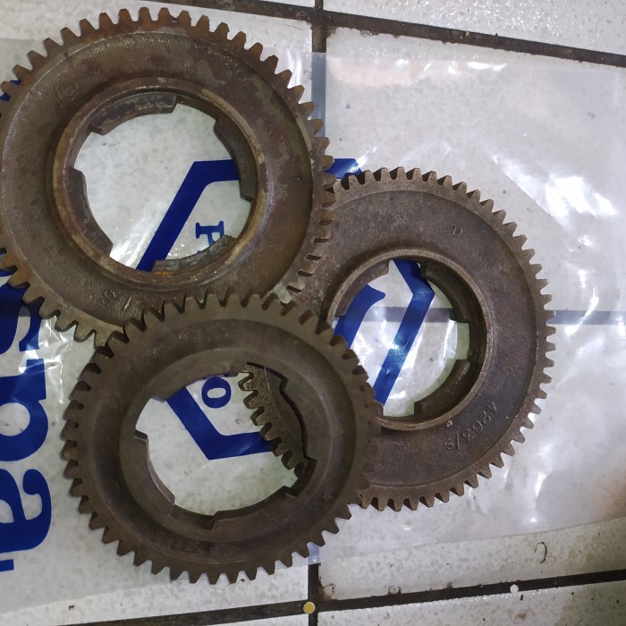 Vespa Pts Special 3 Speed Wheel Gear Original Nos Piaggio Cbung ...