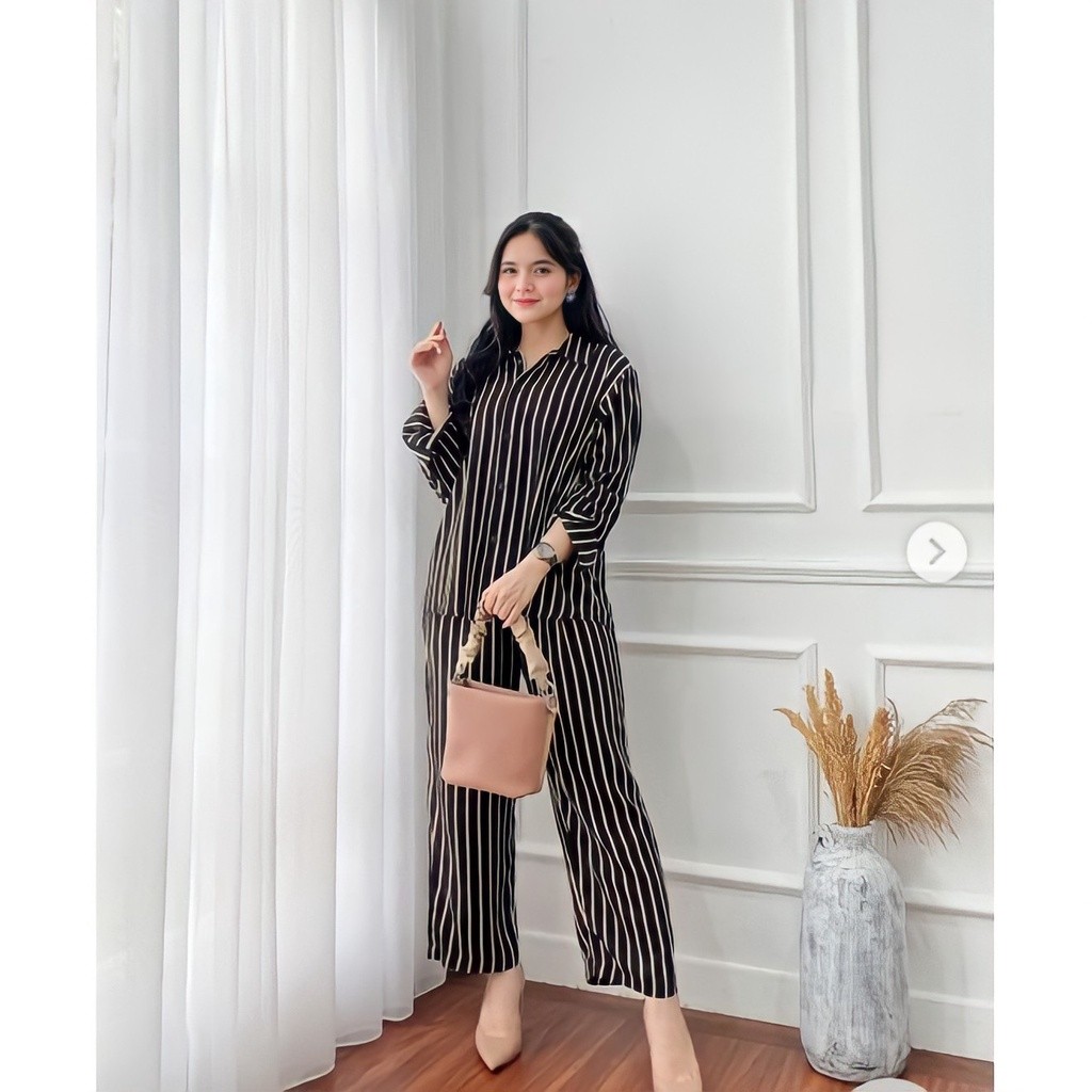 Trendy Celans Suits Bj Adult Stlam Latest Suits Stlan Suits Buju Onset ...