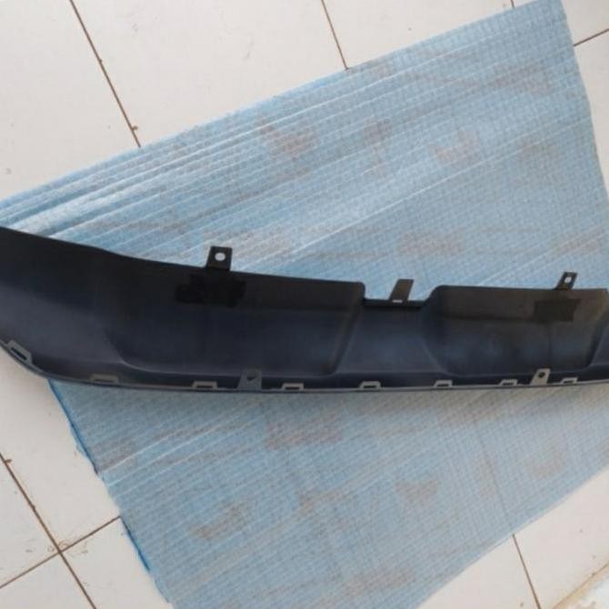 Honda brv 2022 rear bumper spoiler Limited Original | Shopee Philippines