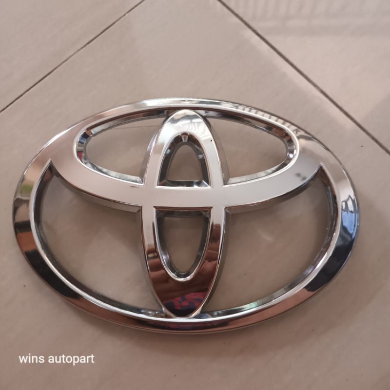 Toyota logo emblem Front grill Bumper innova reborn hilux Size 17cm