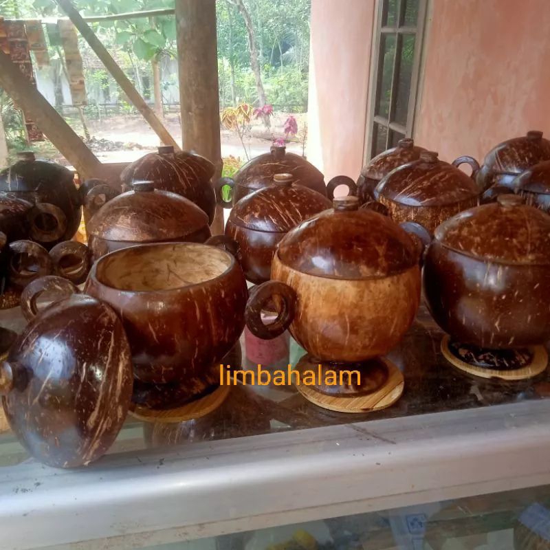 Glasses/cups of coffee/tea shell (BT) unique natural old school ethnic ...