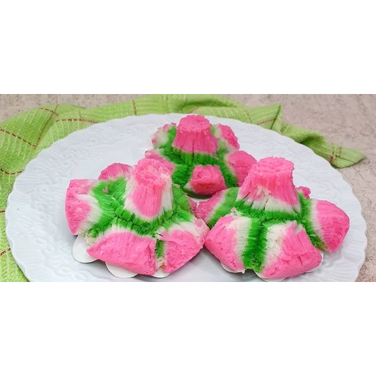MAWAR Carabikang Bikang Rose Medium Foot Apem Cake Mold with 7 Holes ...