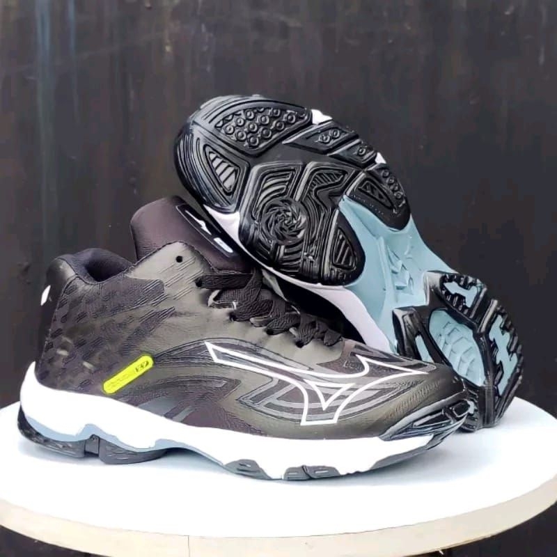 Mizuno wave lightning Shoes Vantel7 mid mizuno volley Shoes Men Women
