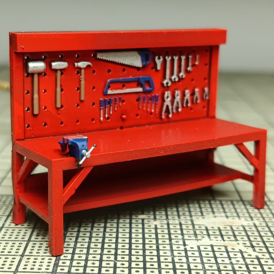 Workbench Garage 1/64 Scale Table Diorama Accessories by