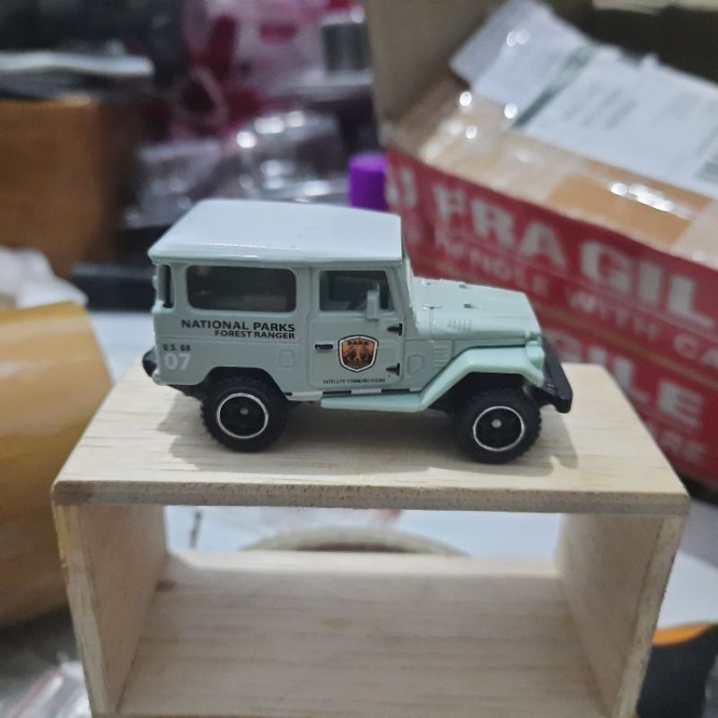 Matchbox Toyota Land Cruiser LC FJ40 national Parks Forest Ranger ...