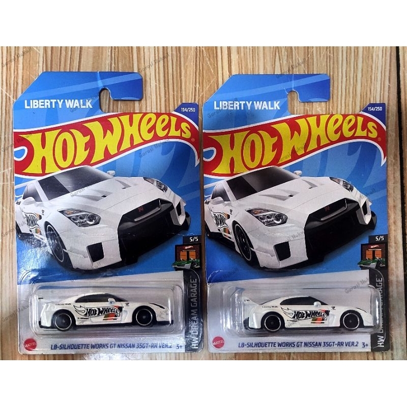 PUTIH Hot wheels lbwk white Nissan r35 | Shopee Philippines