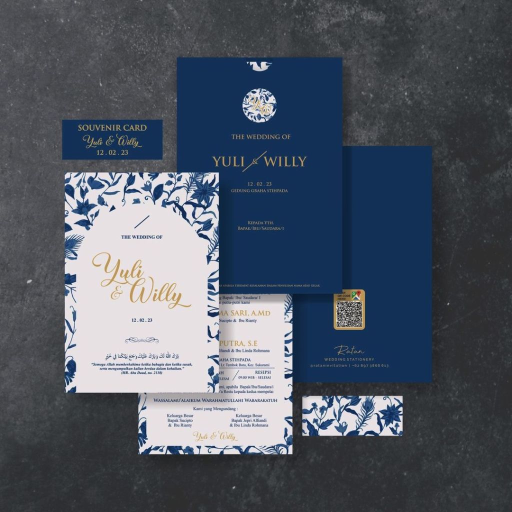 Aesthetic Wedding Invitation | Hard Cover Invitation | Envelope ...