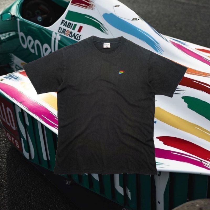 Vintage benetton t shirt sales