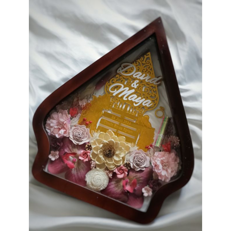 Puppet FRAME| Frame Only| 30x40 | Dutch Teak Dowry frame | Shopee ...
