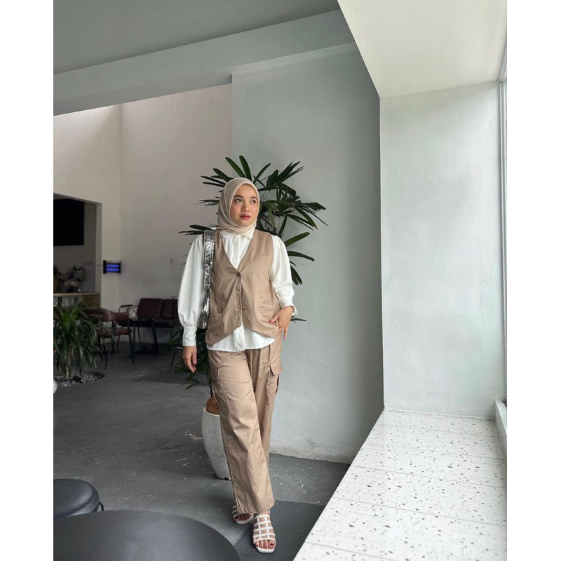 Evelyn SET Rompi+CARGO PANTS) | Shopee Philippines