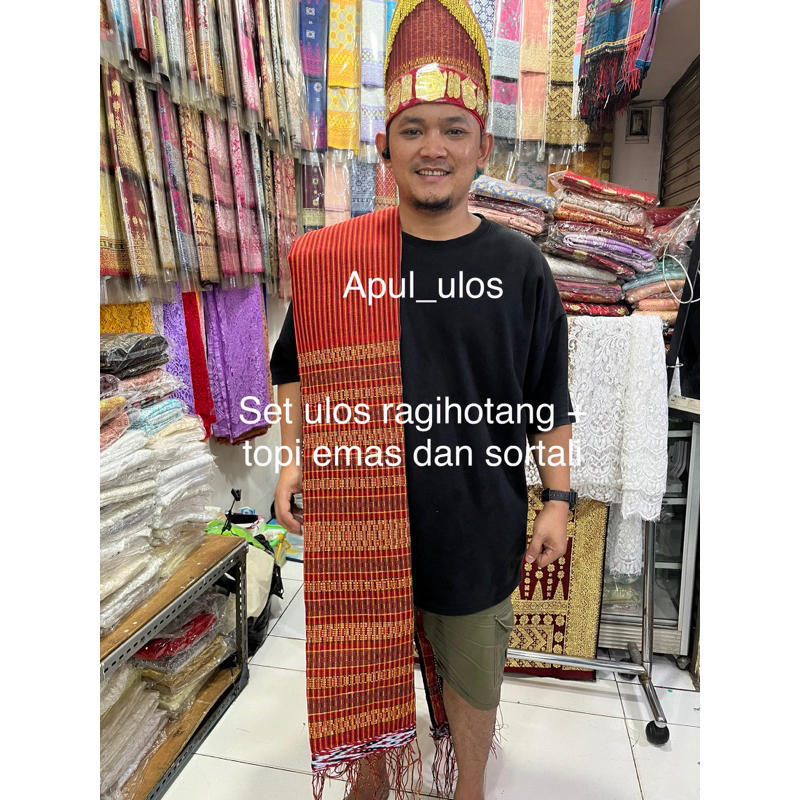 Ragihotang ulos Set + gold tassel yeast hat + Sortopi iron plate ...
