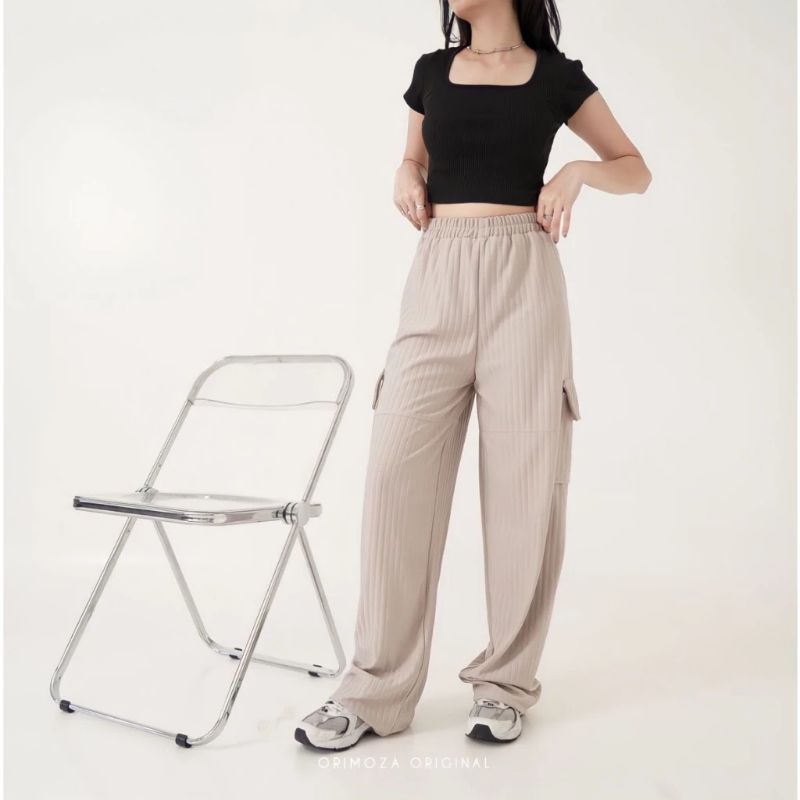 Uniqlo KNIT CARGO pants Loose pants high waist CARGO Stail Korean look ...