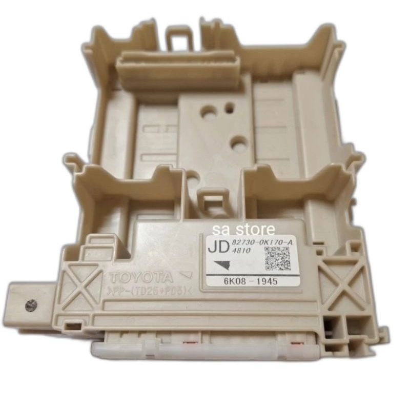 Fuse box block assy junction bok fuse original Toyota Innova Reborn