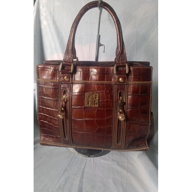 [NOT NEGOTIABLE] CHARLES LOUVIER TENTENG