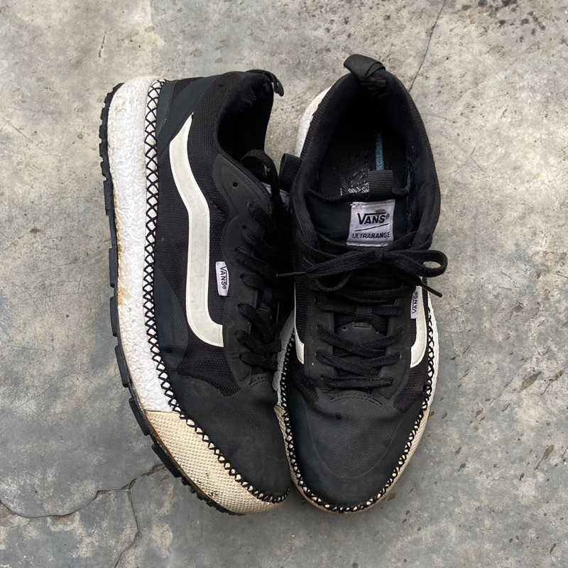 Vans  UltraRange EXO Black Shoes