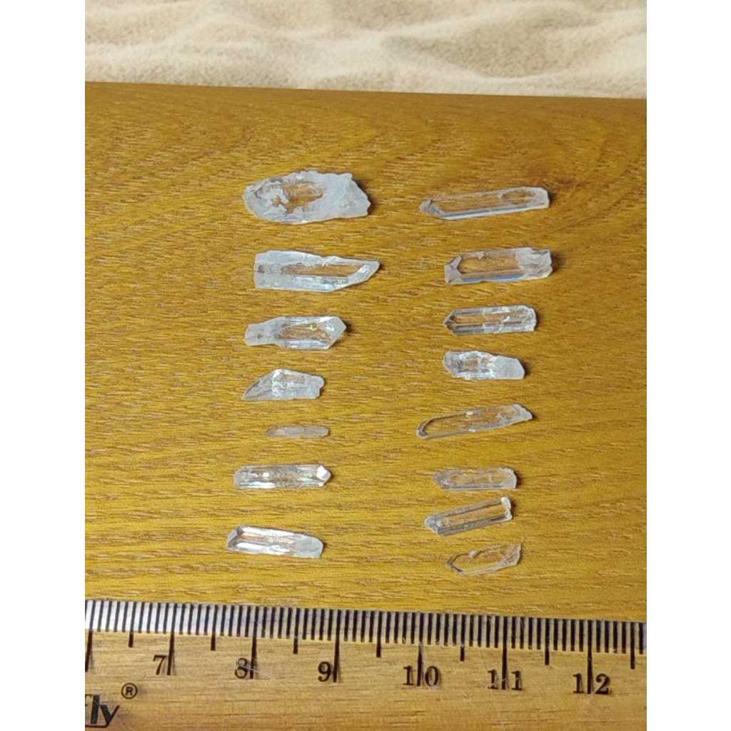 Natural Crystal Danburite Pointer Rough / Raw Package (19) | Shopee ...
