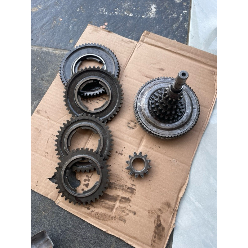 Gearset Gear Box Stucking Gear Stacking Borobudur Vespa Excel Original