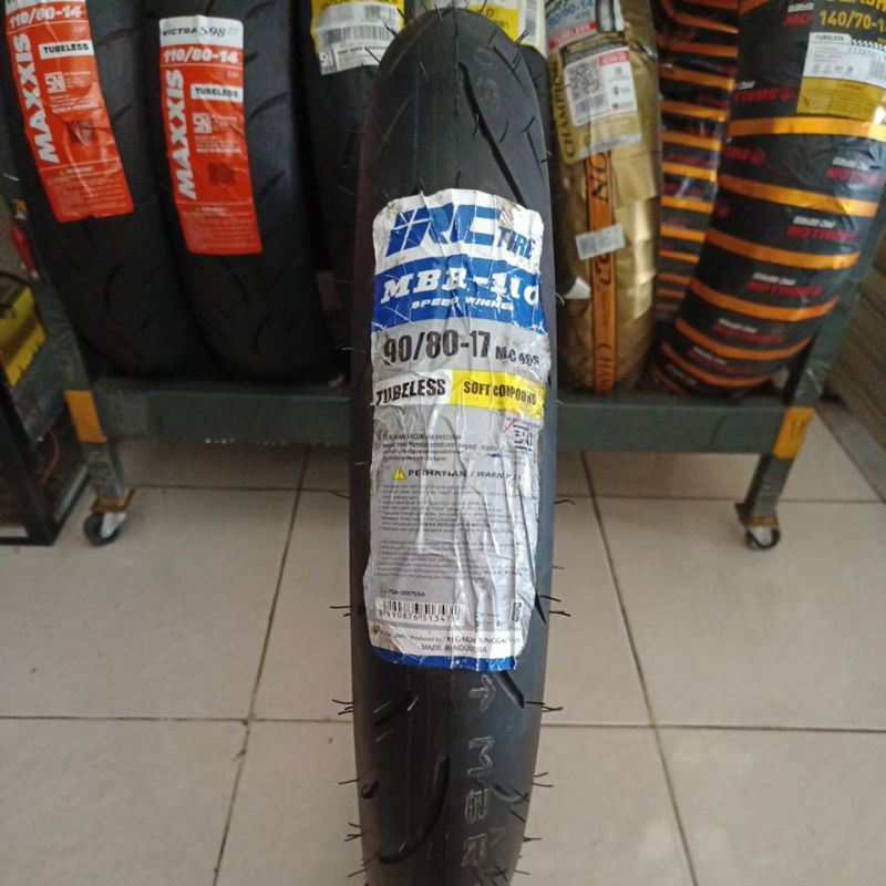 IRC MBR-110: Ban Soft Compound Harian yang Aman untuk Musim Hujan, Siap Temani Petualangan Anda